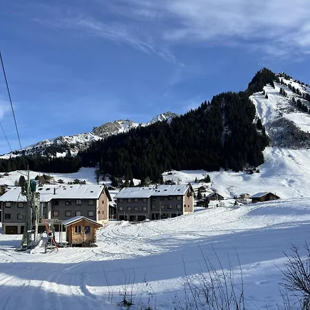 A9 - Les Myosotis Apartment